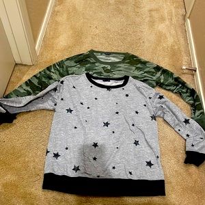 Long sleeve shirts,super soft, perfect for winter time,and really comfortable